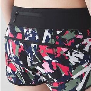 Lululemon speed shorts SZ 6